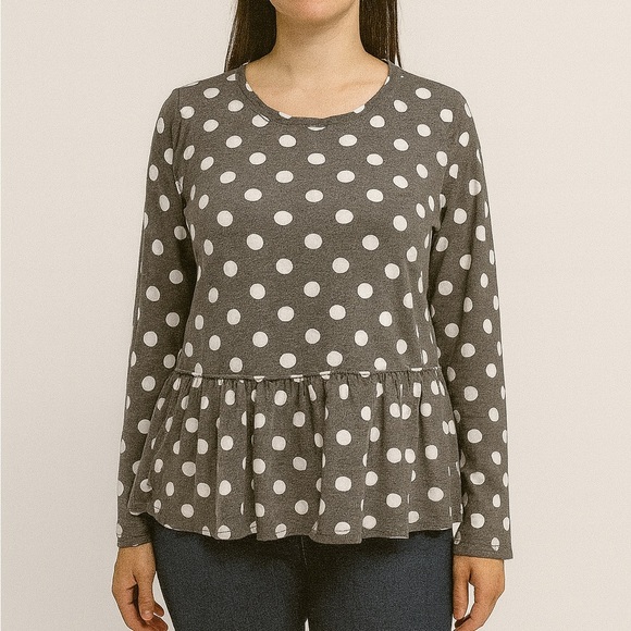 Francesca's Size Medium Gray Polka Dot Peplum Top - Picture 1 of 7